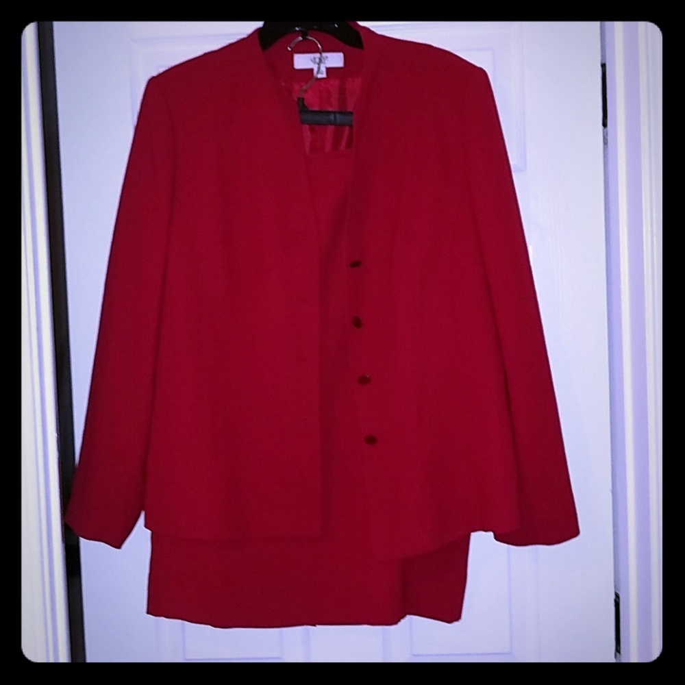 Red skirt suit by Le Suit